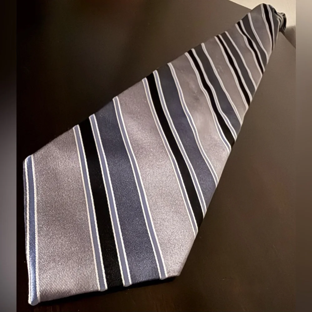 Club Room Silver Gray Blue Striped Silk Tie | Men’s Classic Business Necktie